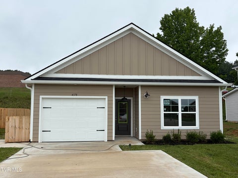 Photo of 4178 Gambrel Oaks Street, Blountville, TN 37617 (MLS # 9999504)