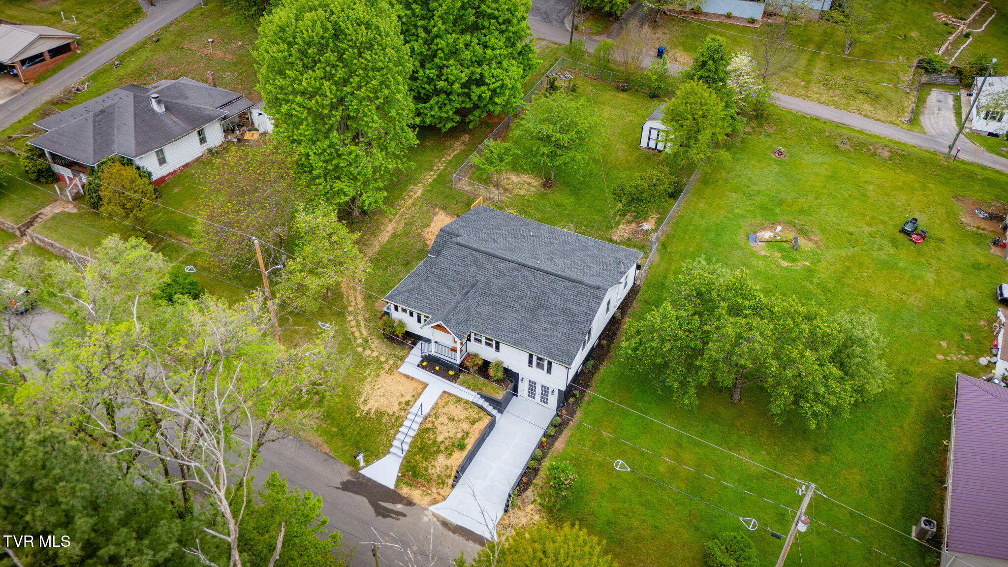 128 Highland Street, Gate City, Virginia image 36