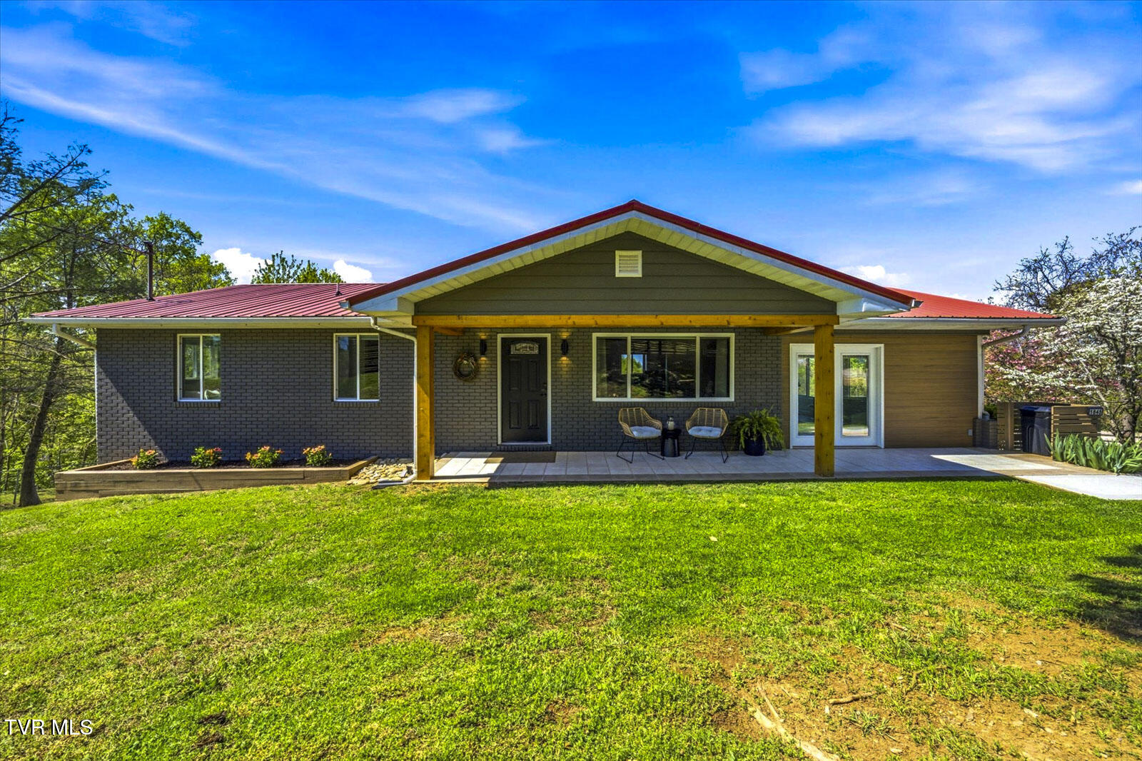 1845 Bouldercrest Drive