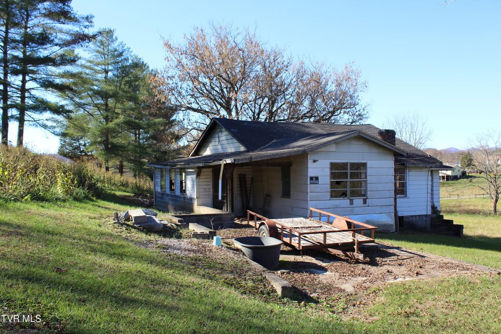 Photo of 215 Autumn Drive, Pennington Gap, VA 24277 (MLS # 9988054)