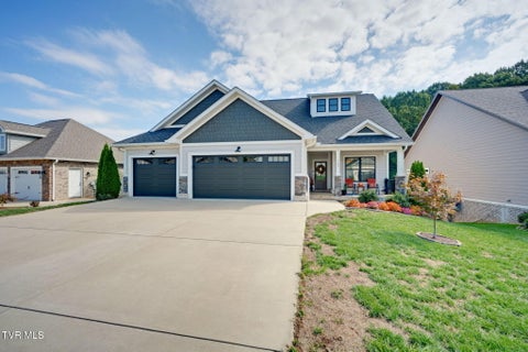 Photo of 765 Gardenia Drive, Johnson City, TN 37615 (MLS # 10002218)