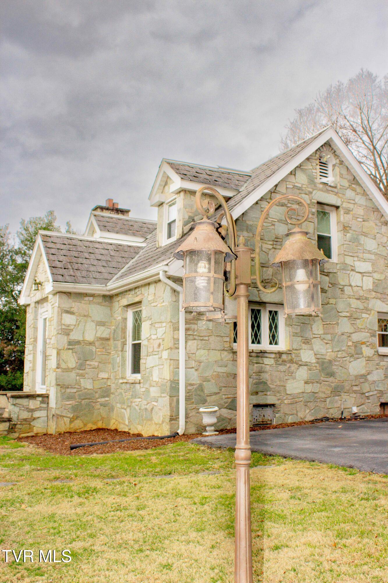 423 New Avenue, Erwin, Tennessee image 30