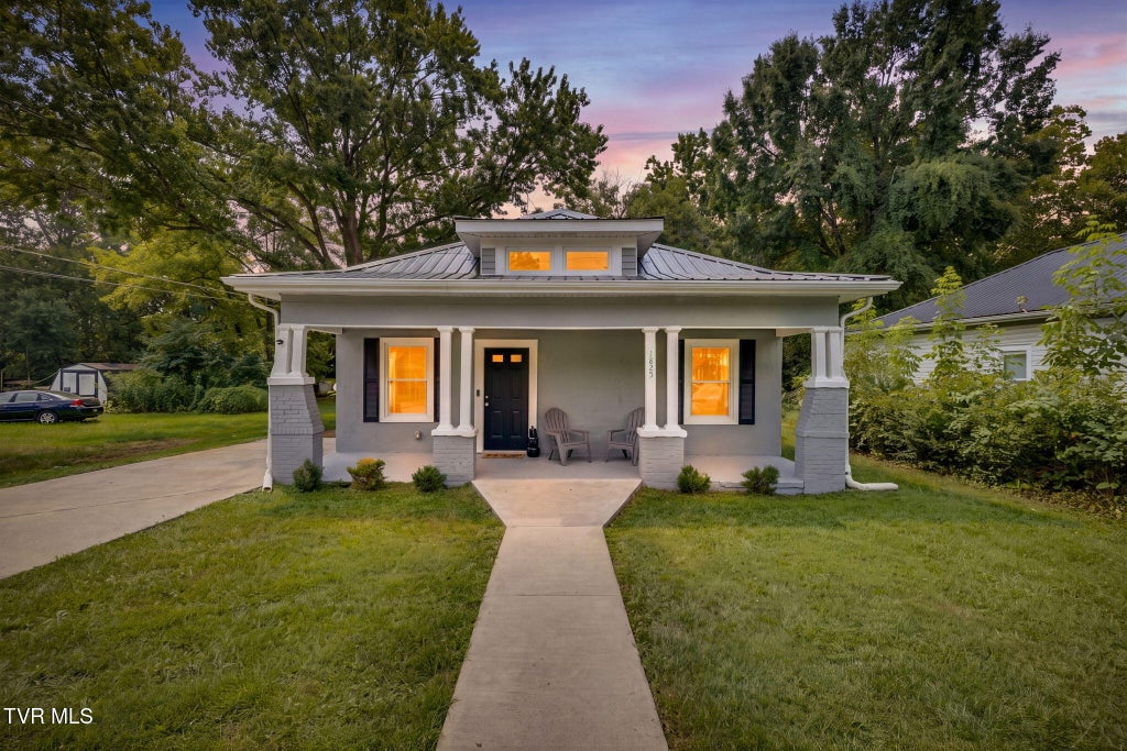 Photo of 1825 Mary Street, Johnson City, TN 37604 (MLS # 9999464)