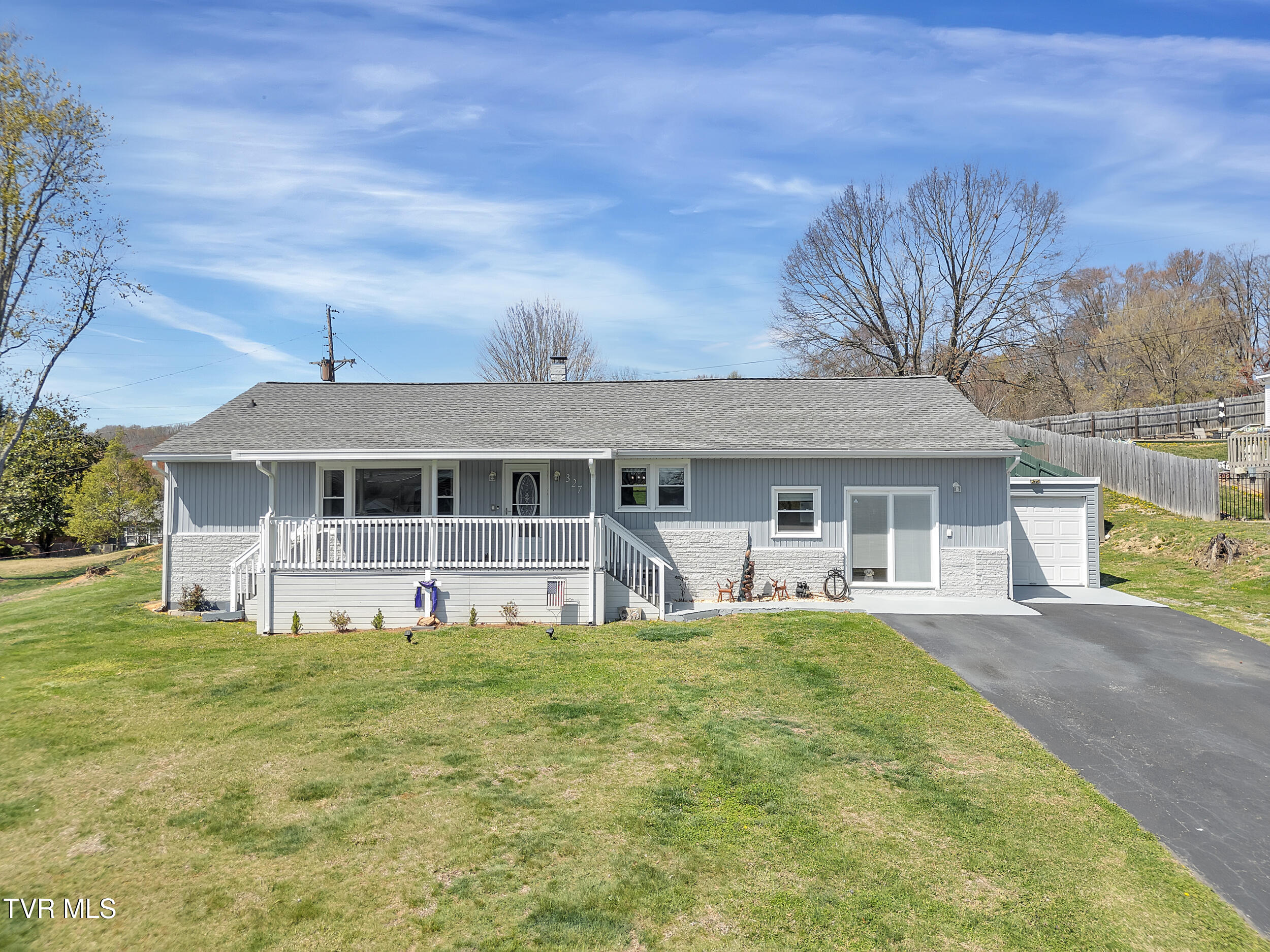 327 Oak Street, Church Hill, Tennessee image 2