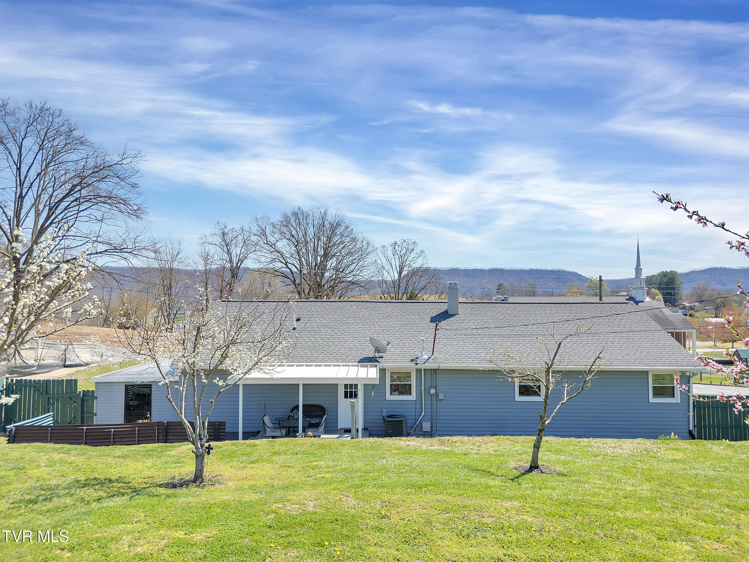 327 Oak Street, Church Hill, Tennessee image 5