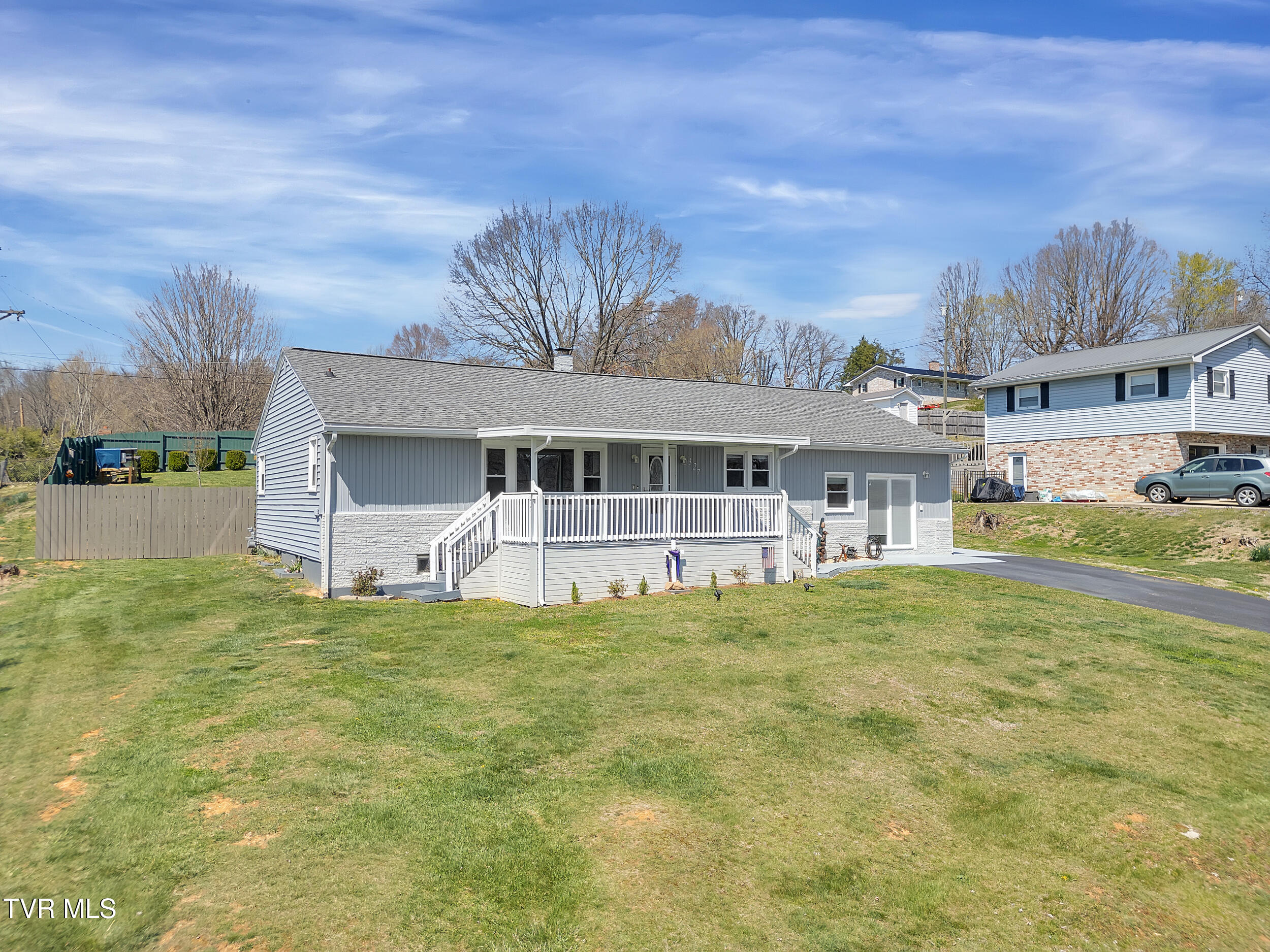 327 Oak Street, Church Hill, Tennessee image 4