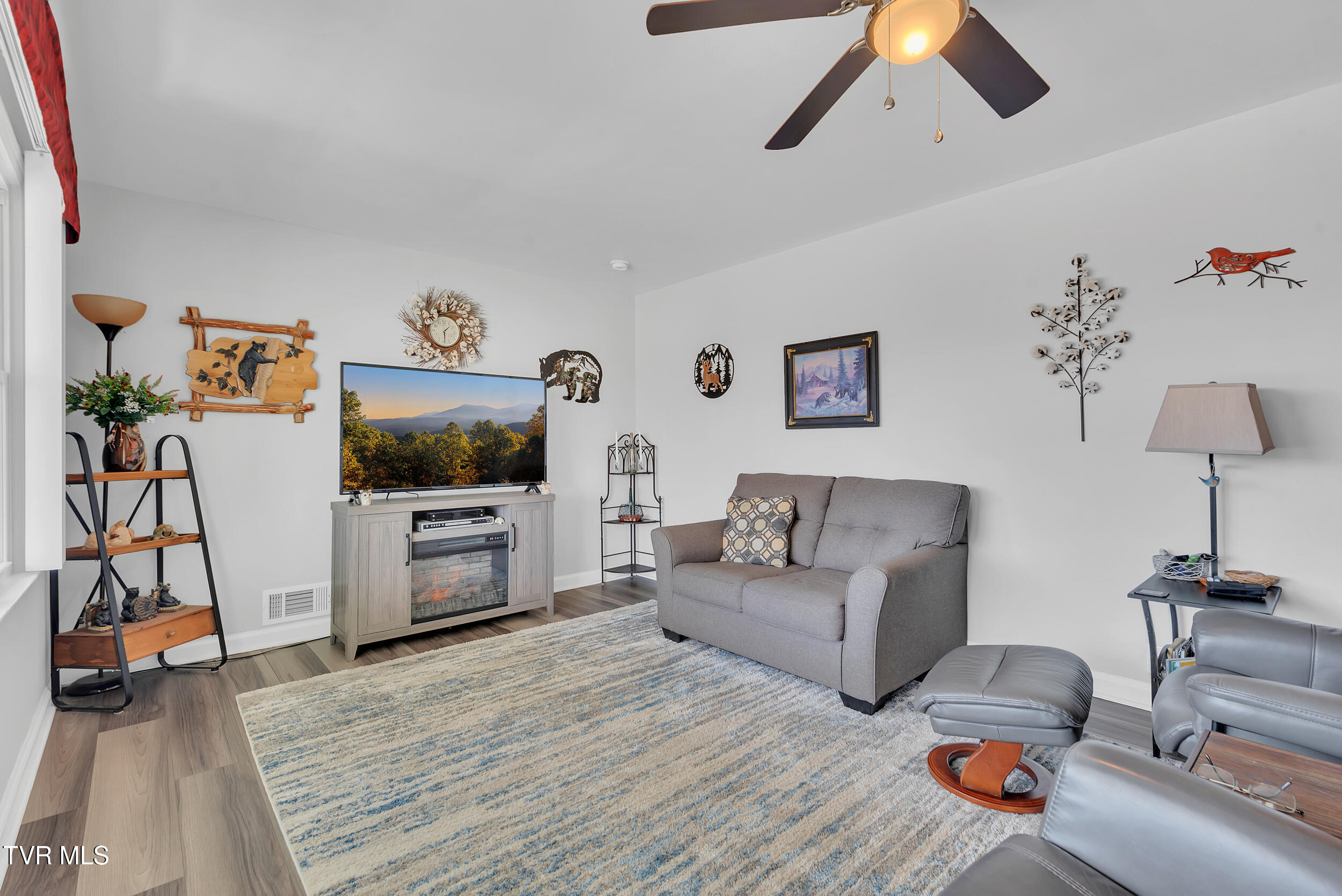 327 Oak Street, Church Hill, Tennessee image 17