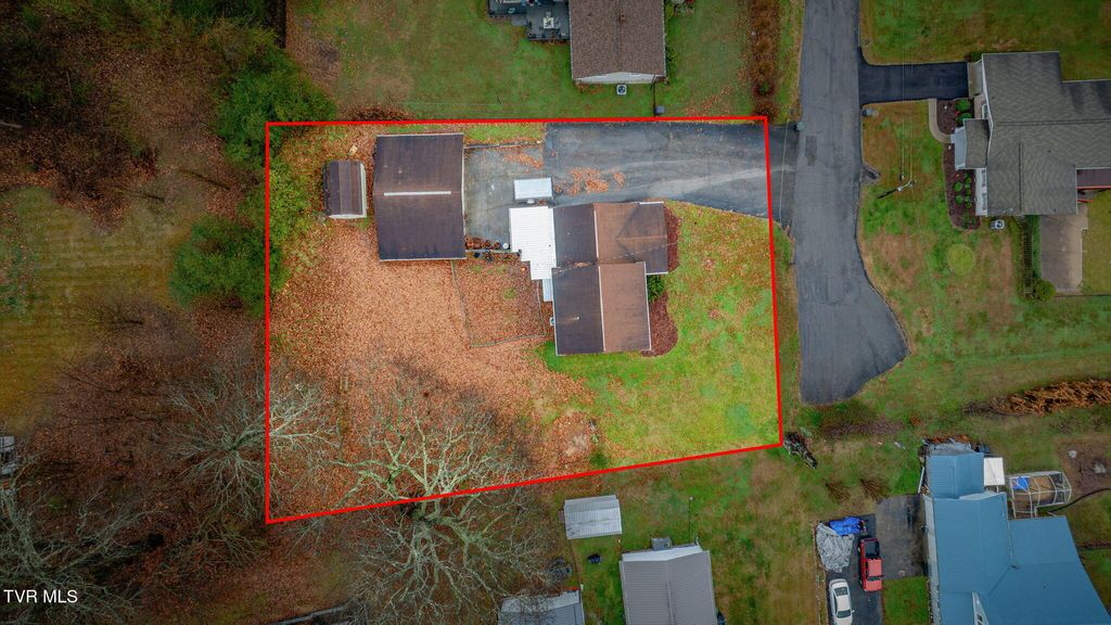 Photo of 3304 Lightwood Street, Kingsport, TN 37660 (MLS # 9988961)