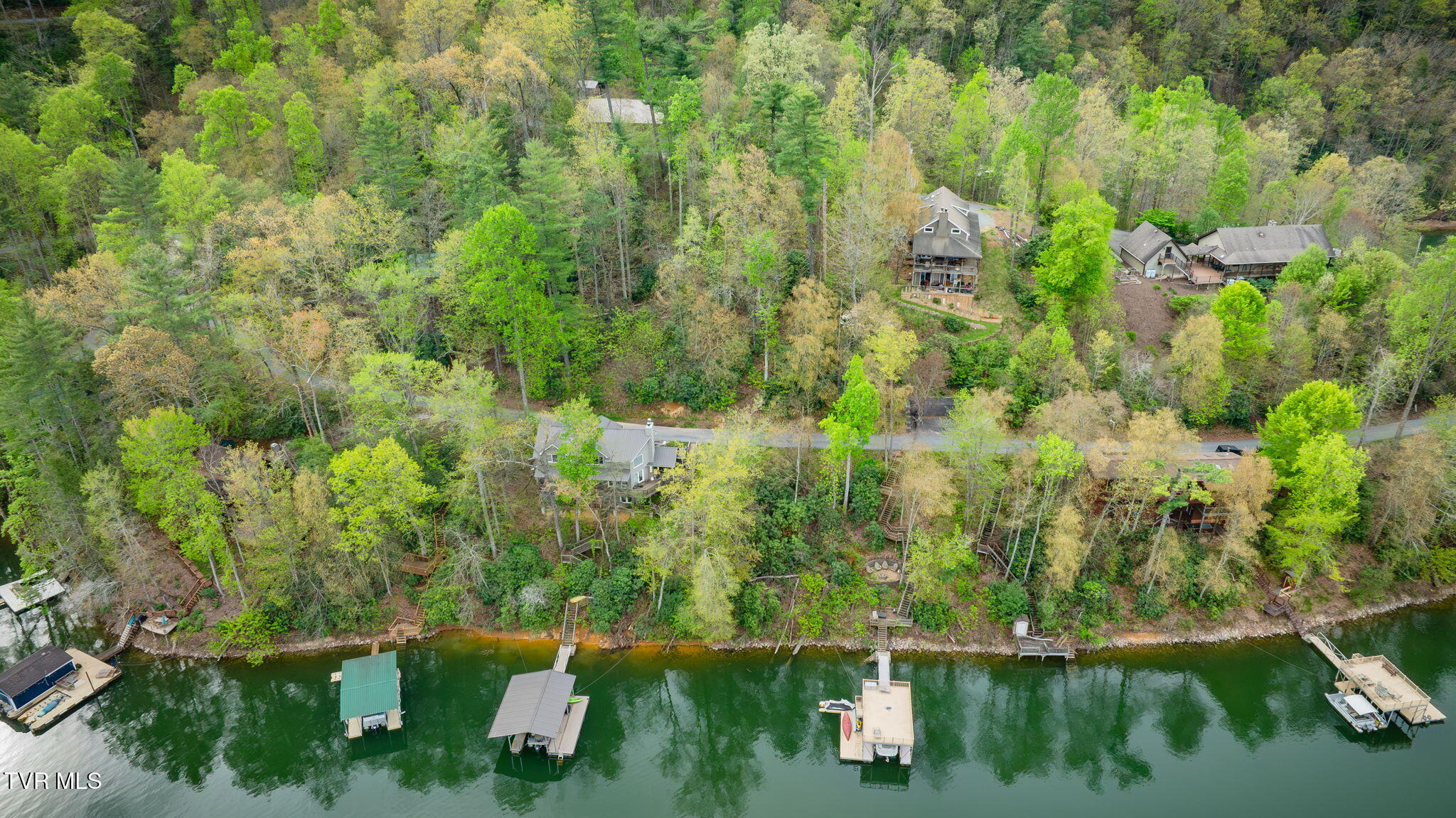 434 Cove Ridge Circle, Butler, Tennessee image 2