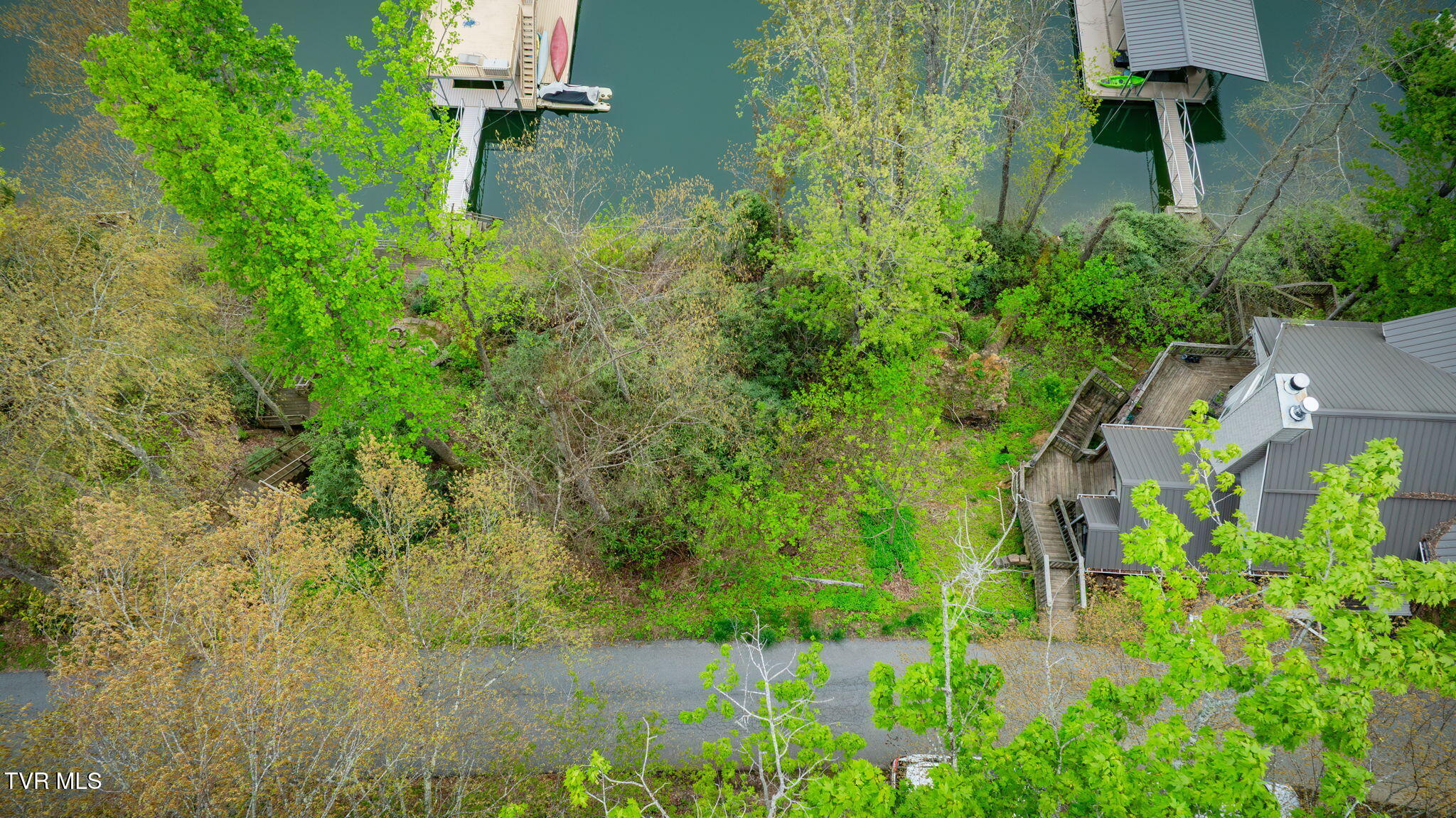 434 Cove Ridge Circle, Butler, Tennessee image 4