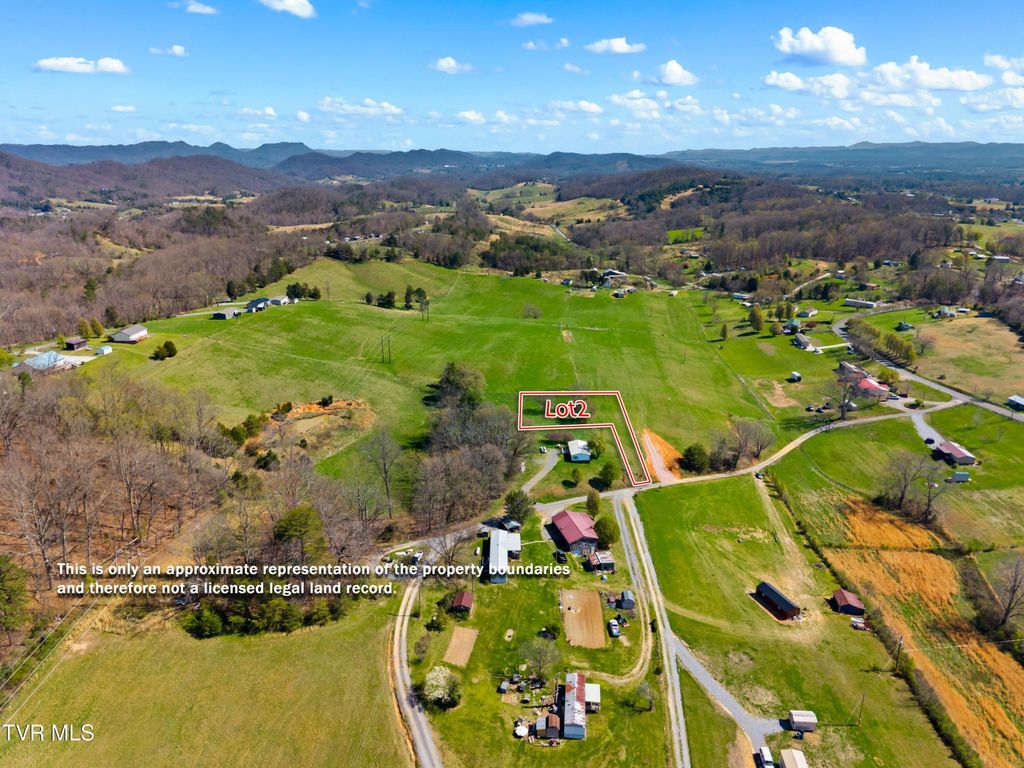 Photo of 2 Fanny Collins Road, Whitesburg, TN 37891 (MLS # 9993059)