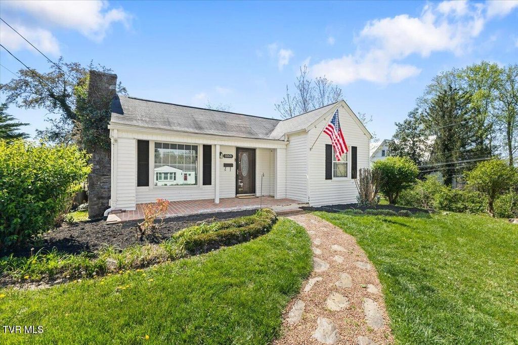 Photo of 1068 Prospect Avenue, Bristol, VA 24201 (MLS # 9993801)