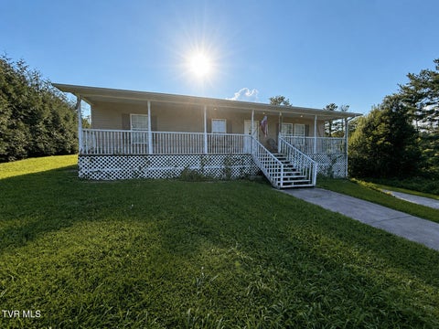 Photo of 18 Windswept Lane, Greeneville, TN 37743 (MLS # 10001047)