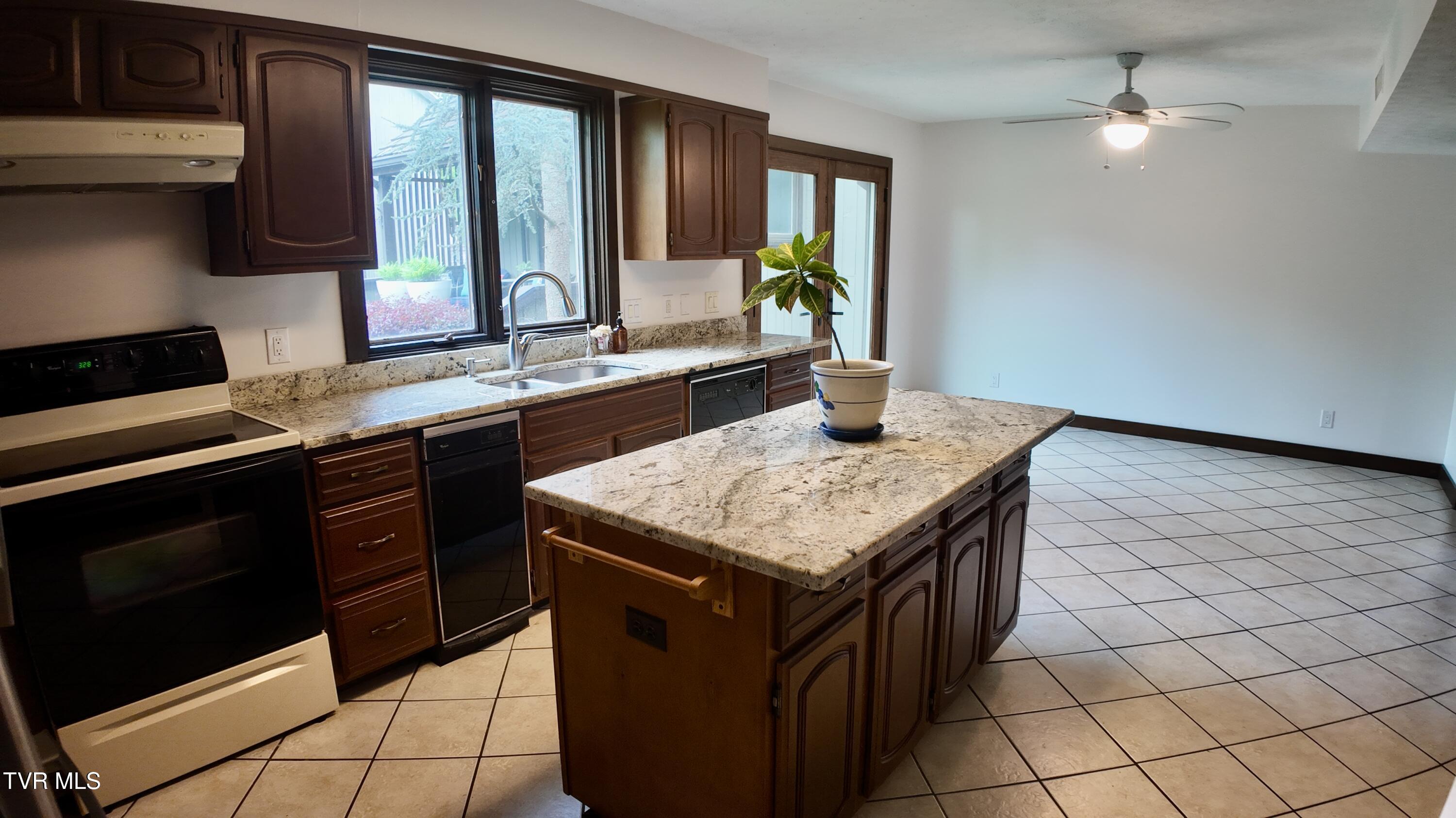 15 Crown Circle #15, Kingsport, Tennessee image 46