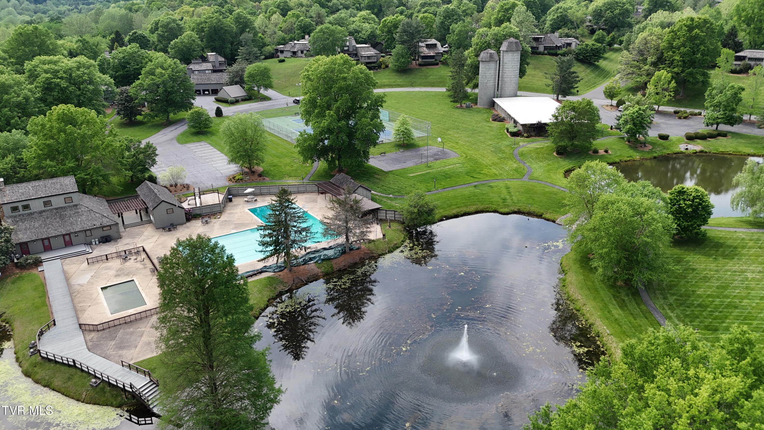 15 Crown Circle #15, Kingsport, Tennessee image 33