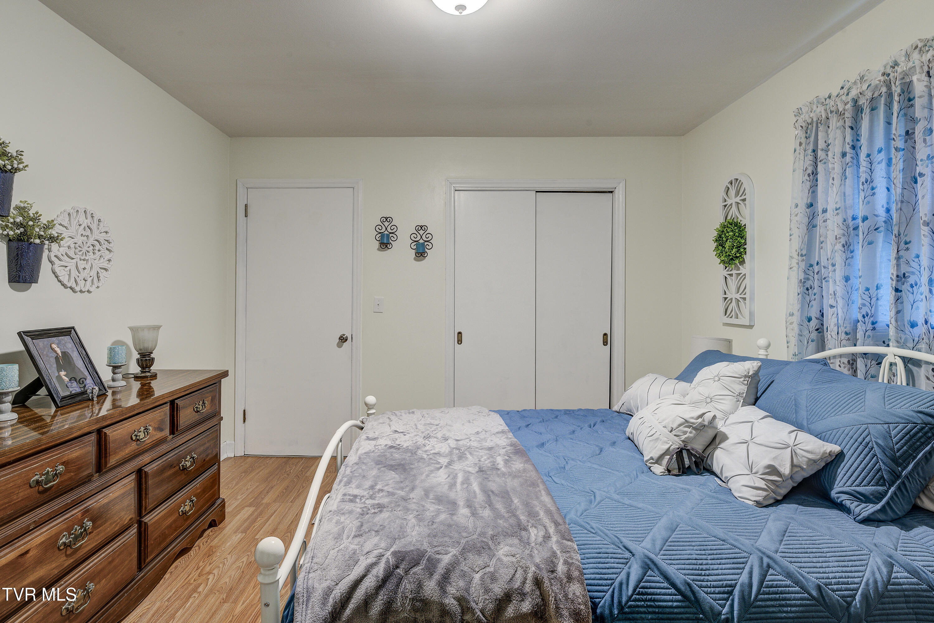 410 Crook Street Street, Hampton, Tennessee image 12