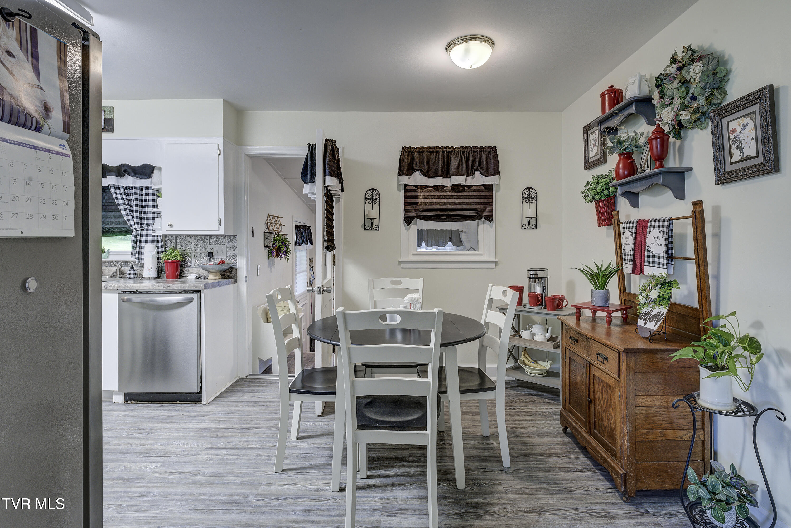410 Crook Street Street, Hampton, Tennessee image 21