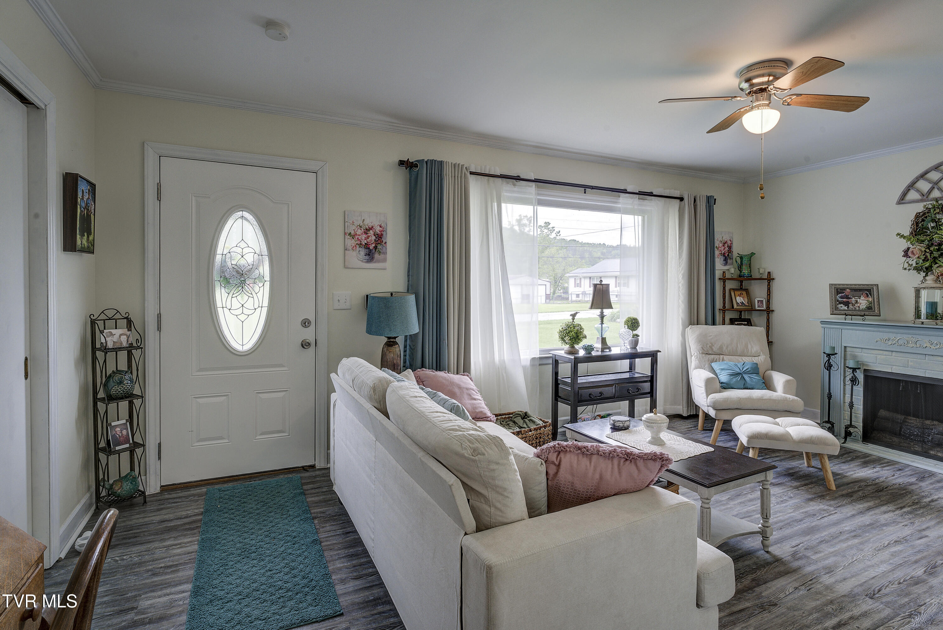 410 Crook Street Street, Hampton, Tennessee image 4