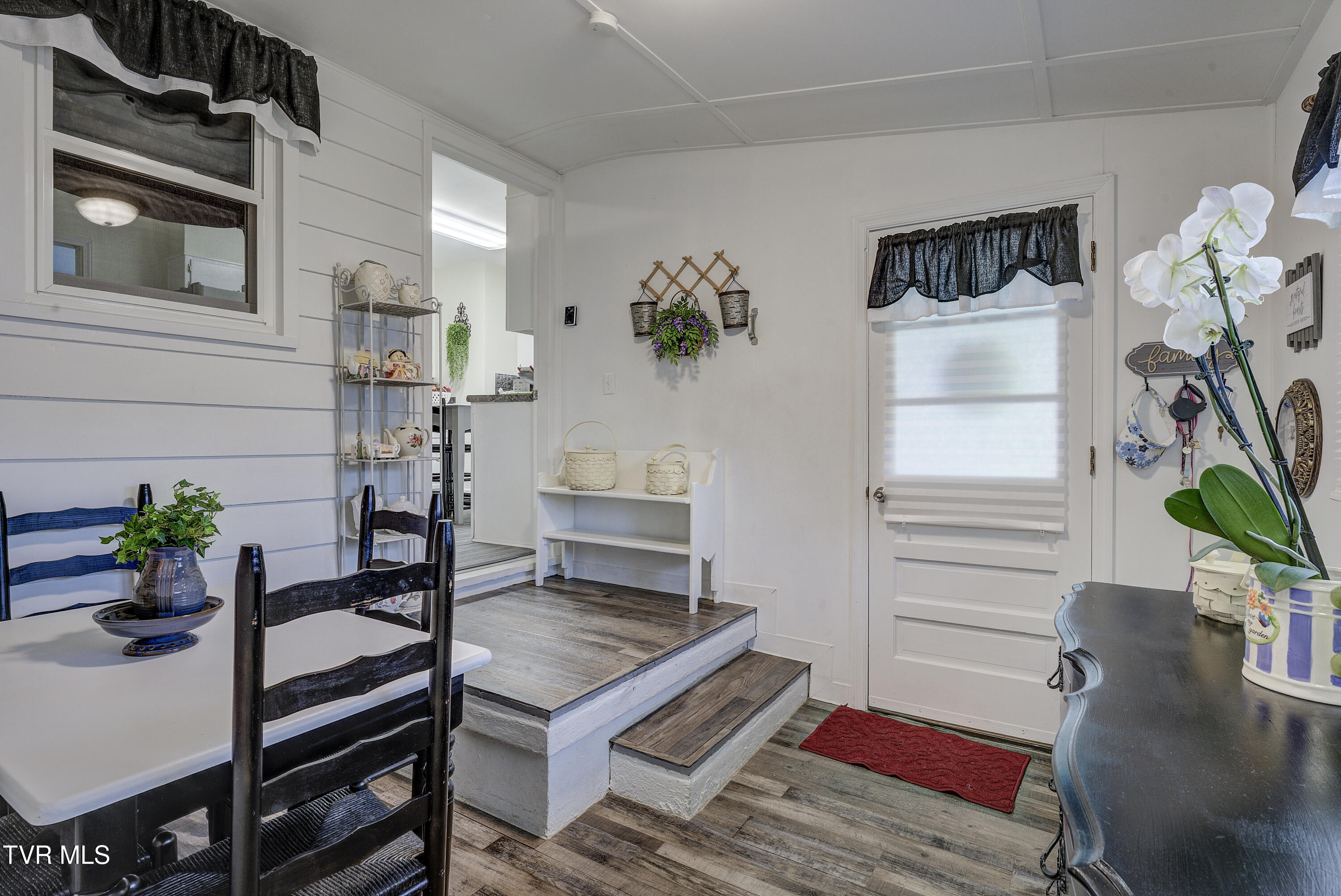 410 Crook Street Street, Hampton, Tennessee image 27