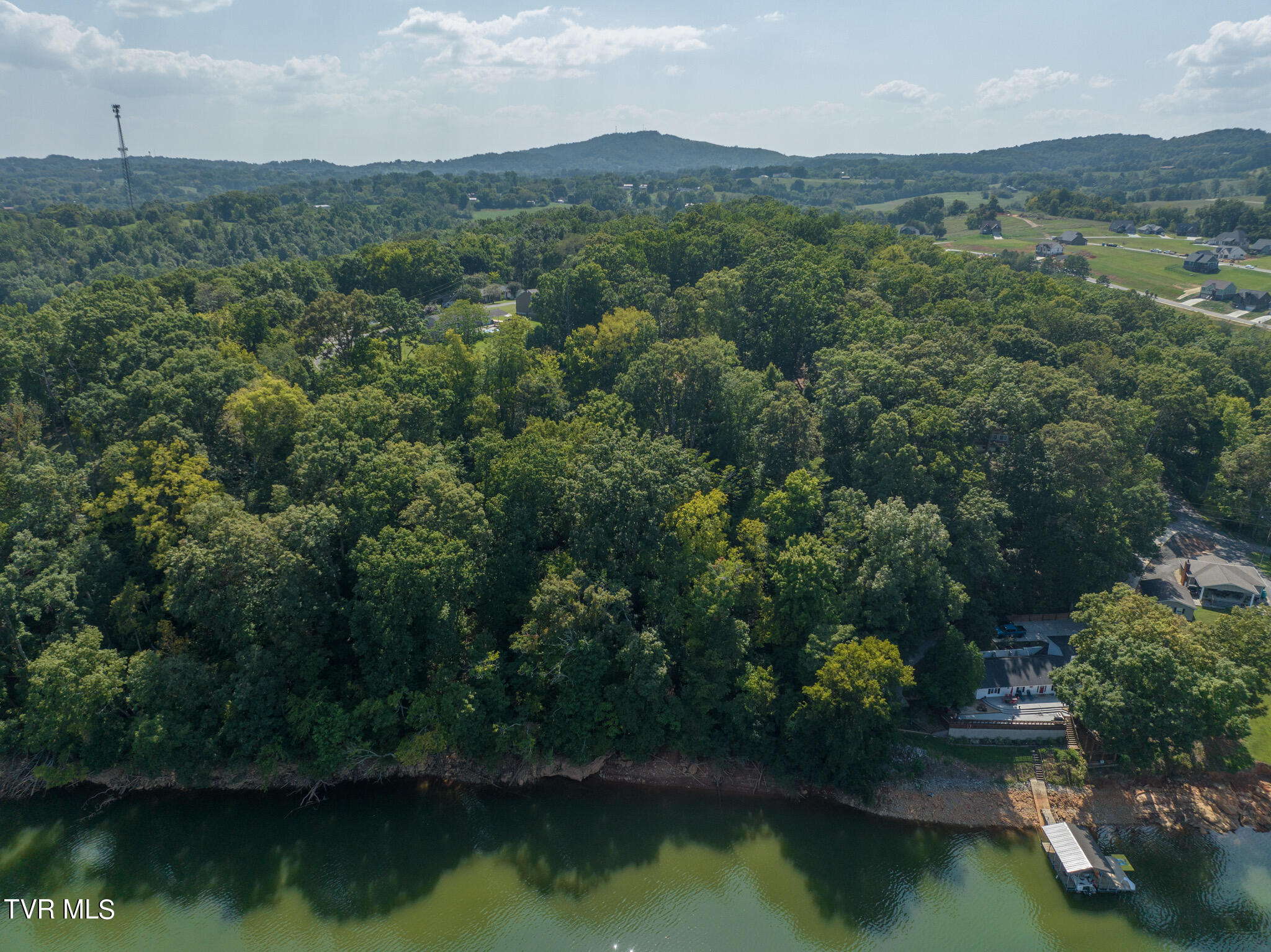 2061 Lakewood Drive, Morristown, Tennessee image 7