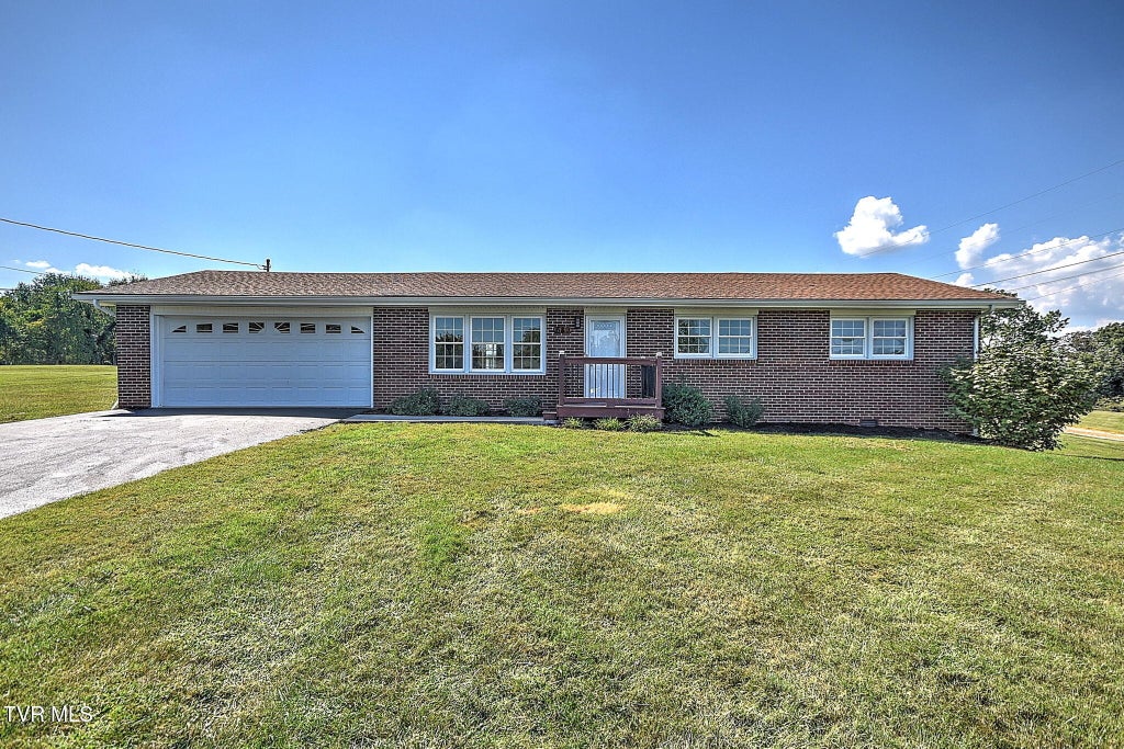 Photo of 689 Liberty Church Road, Kingsport, TN 37663 (MLS # 10000585)