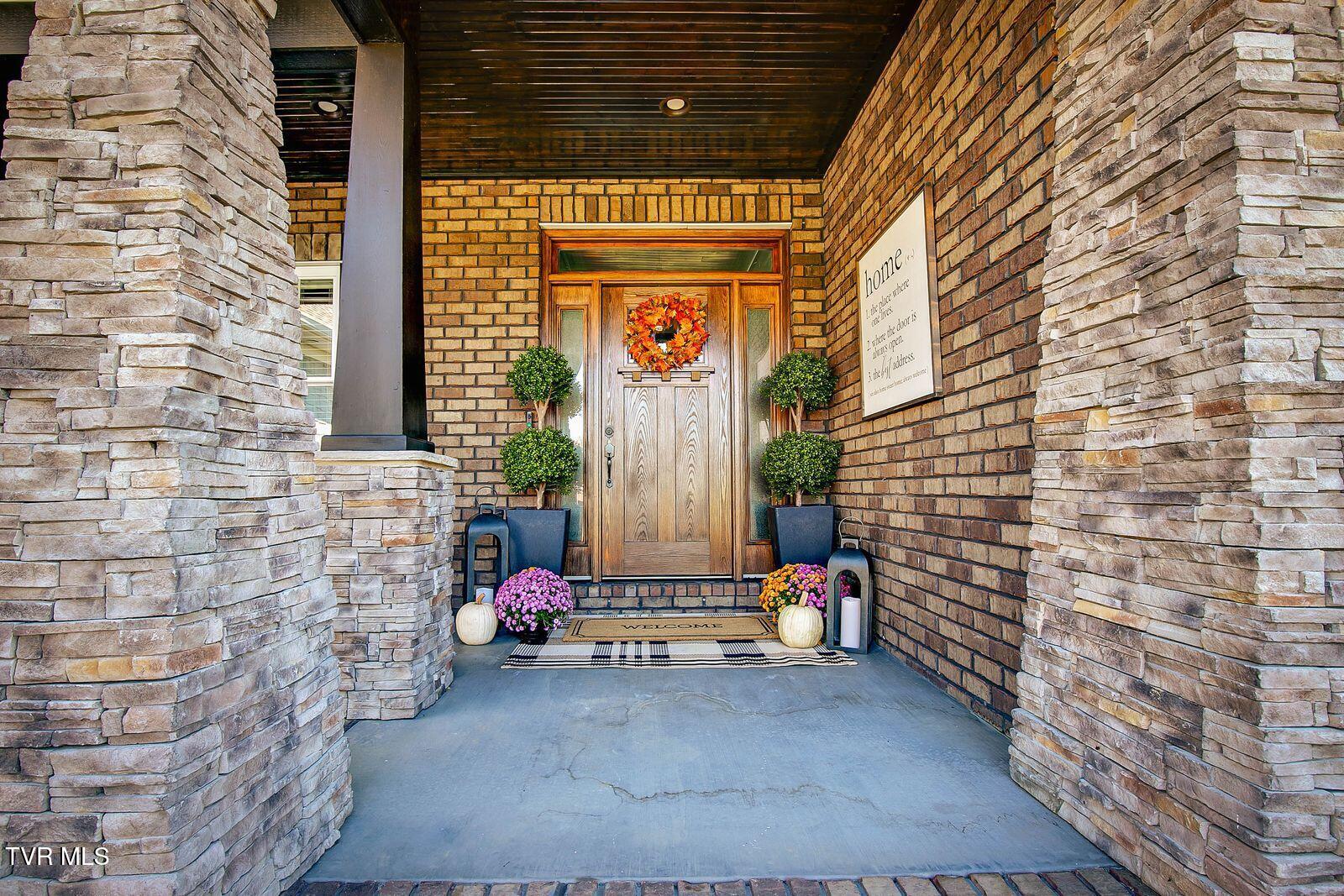 82 Trotter Lane