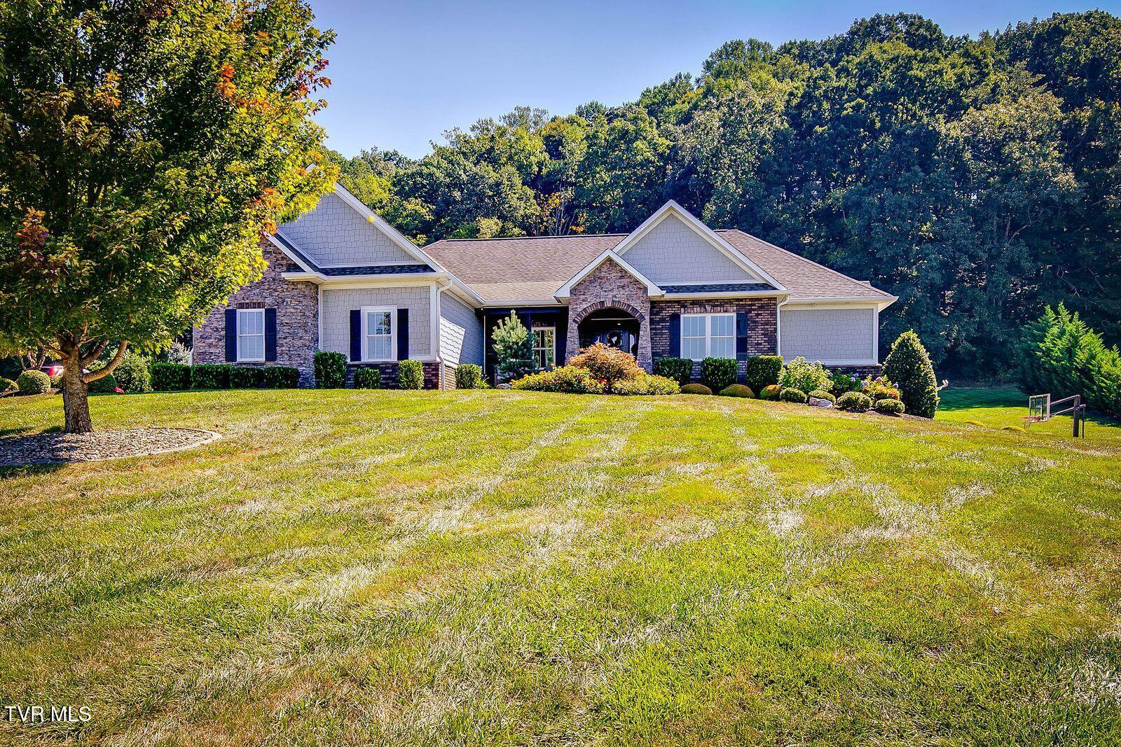 82 Trotter Lane