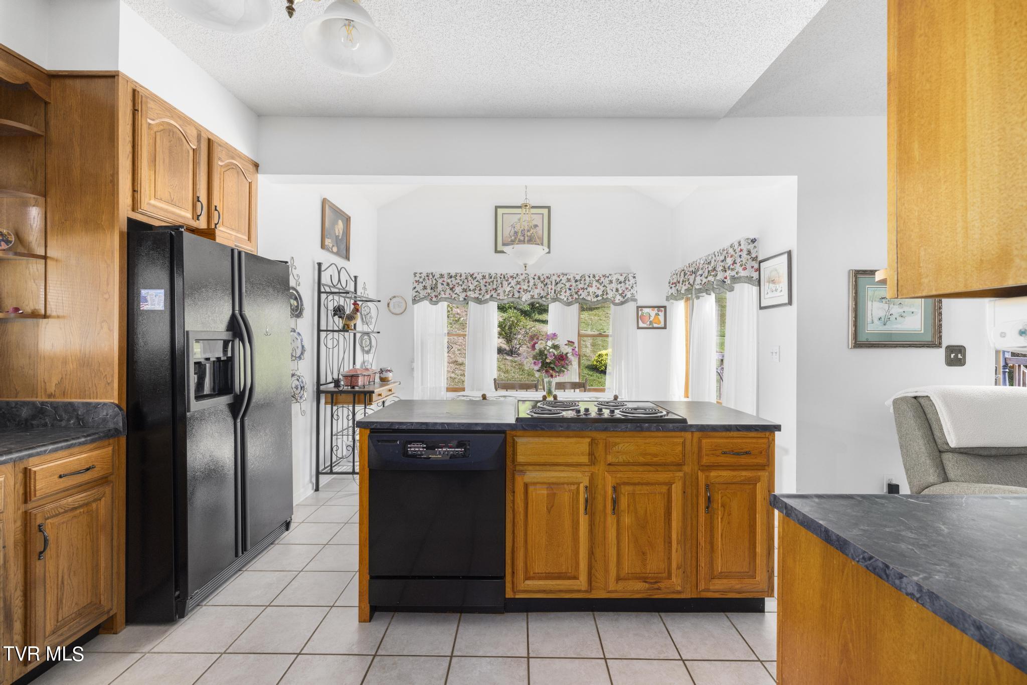 44745 Veterans Memorial Highway, Pennington Gap, Virginia image 14