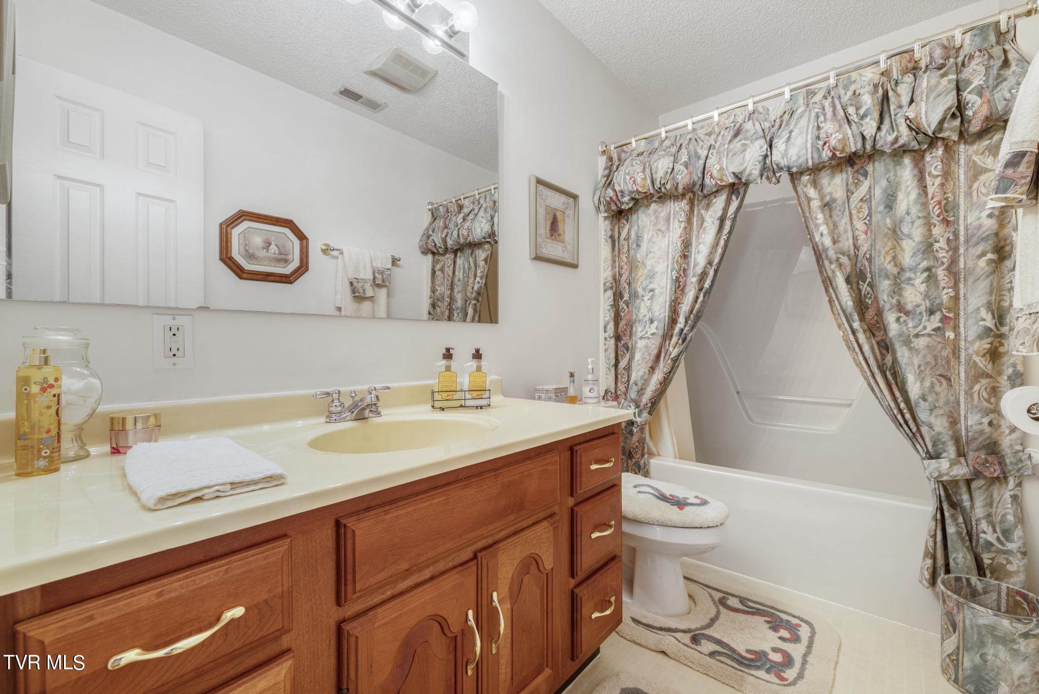 44745 Veterans Memorial Highway, Pennington Gap, Virginia image 30