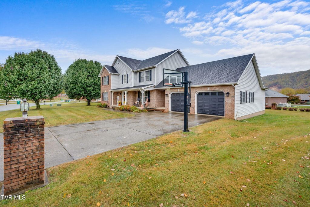 Photo of 511 Old Stage Road, Erwin, TN 37650 (MLS # 9987668)