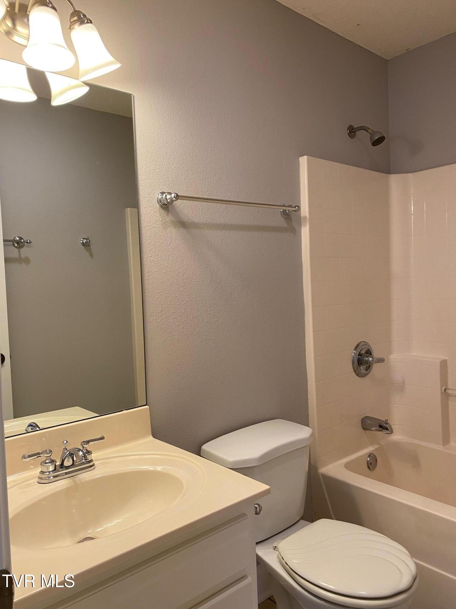 673 Sugar Hollow Road, Telford, Tennessee image 12