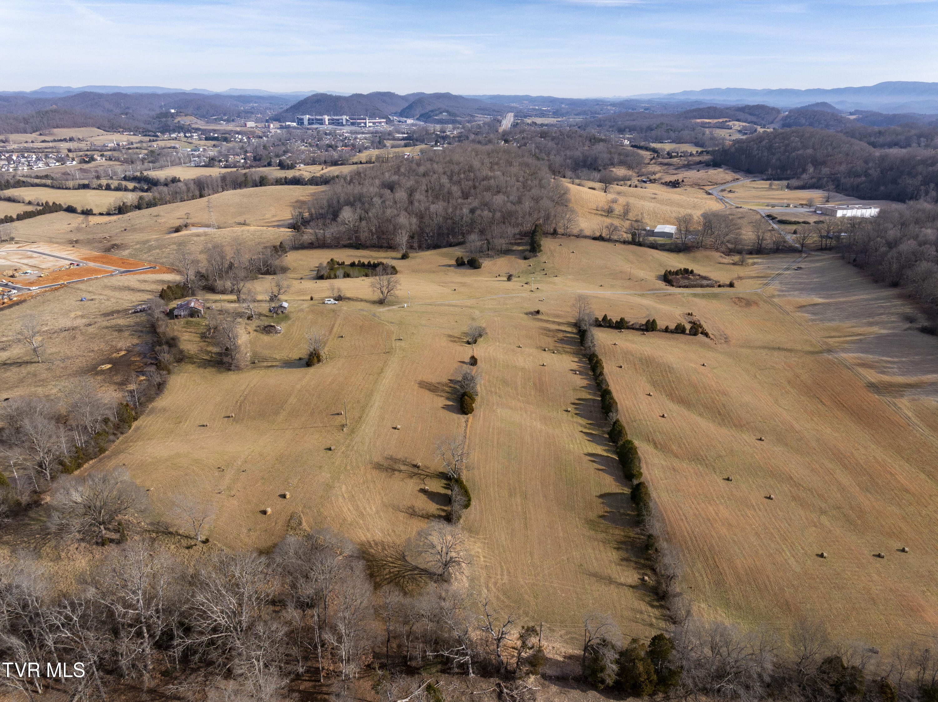 Na Hwy 11, Bluff City, Tennessee image 29
