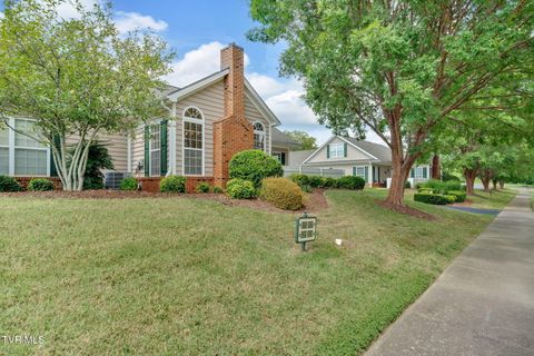 Tiny photo for 223 Avonlea Place, Johnson City, TN 37604 (MLS # 9984840)