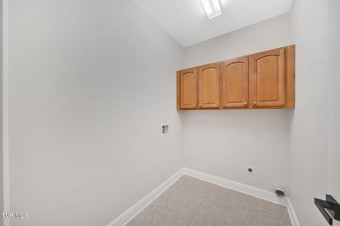 Tiny photo for 223 Avonlea Place, Johnson City, TN 37604 (MLS # 9984840)
