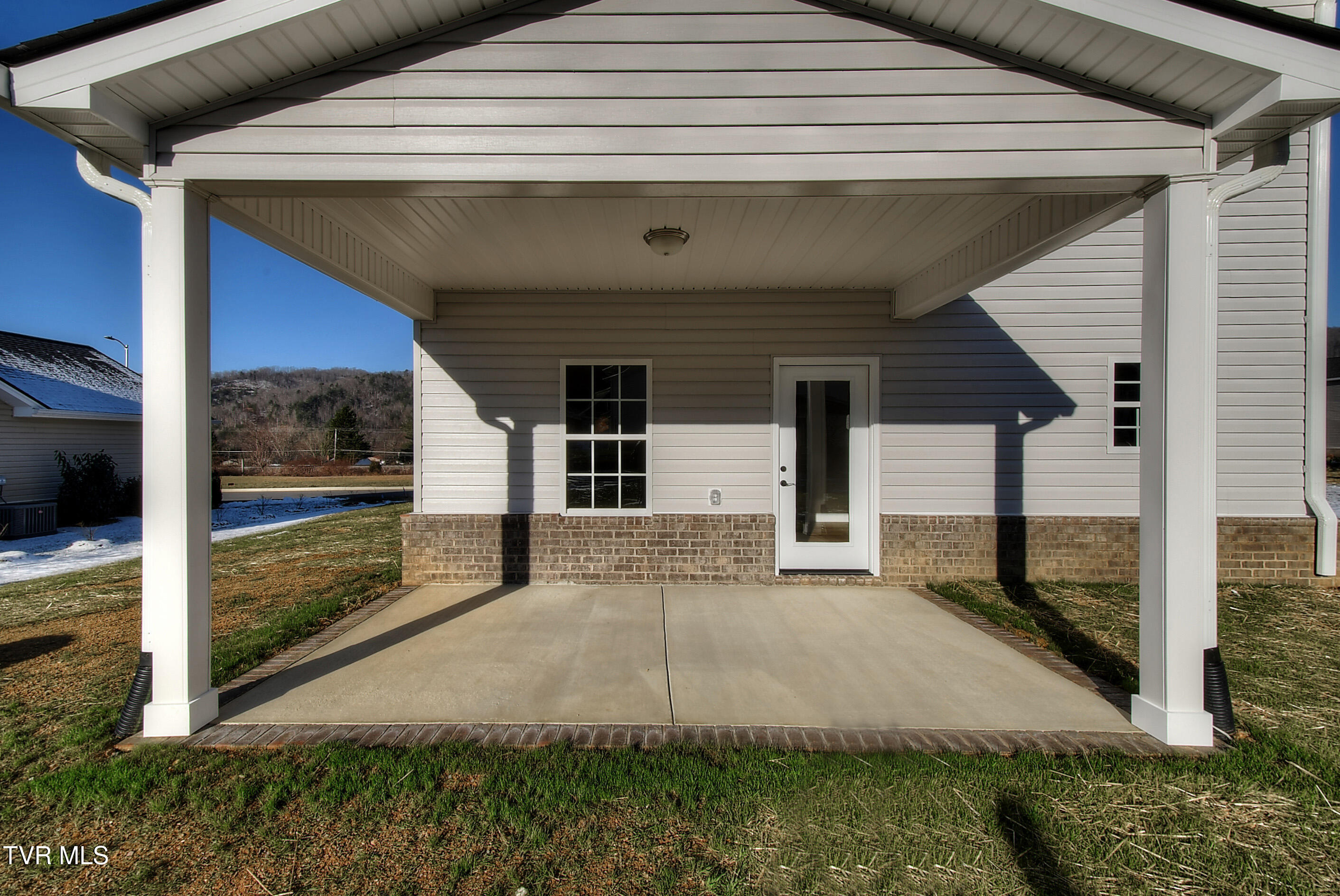 134 Ervin Loop, Erwin, Tennessee image 34