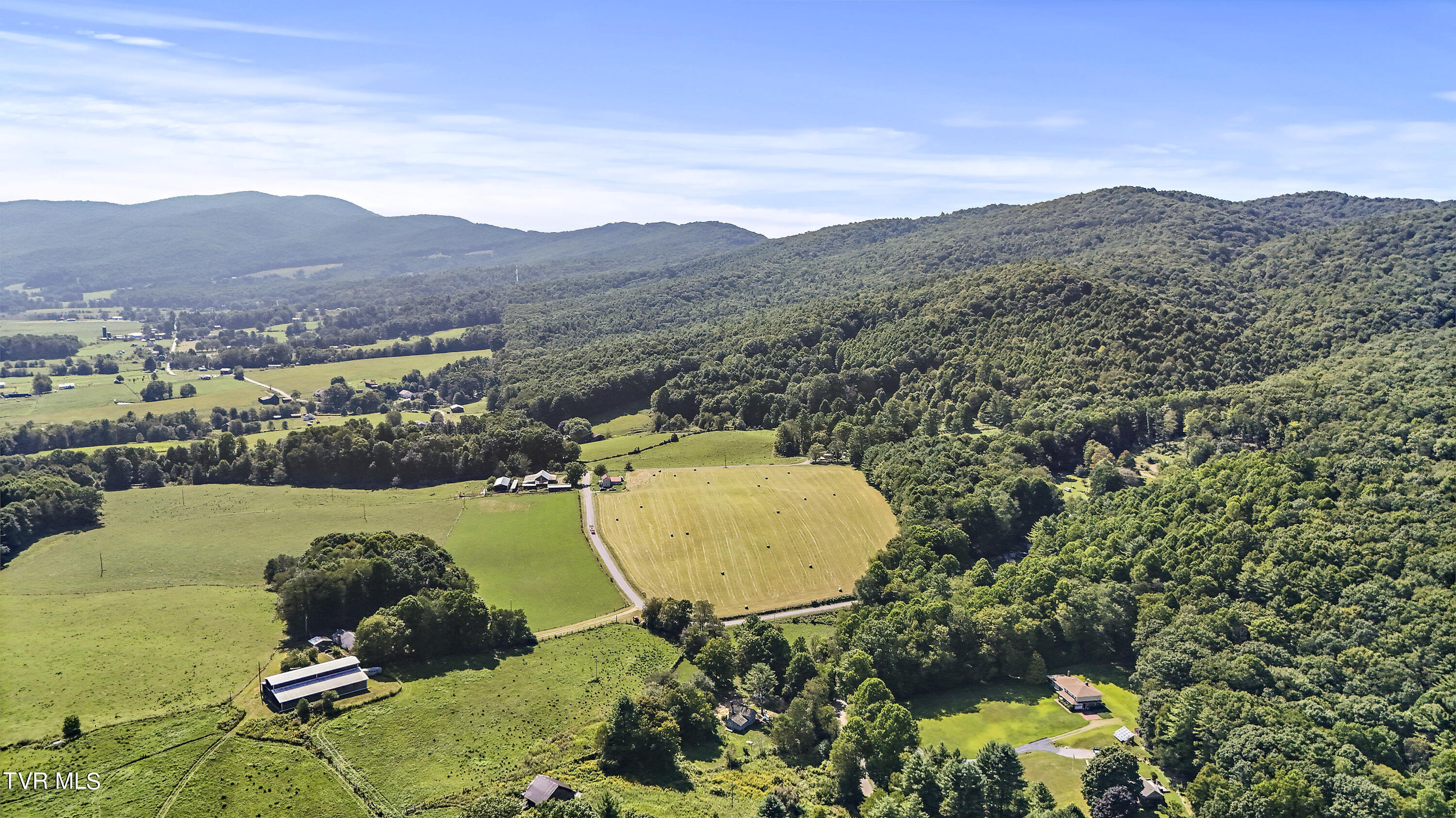 1802 Winchester Road Rd, Shady Valley, Tennessee image 5