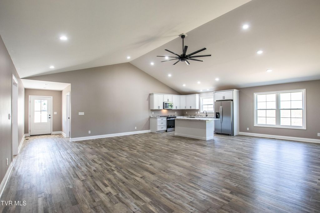 Photo of 17150 Sedona Drive, Abingdon, VA 24211 (MLS # 9994553)