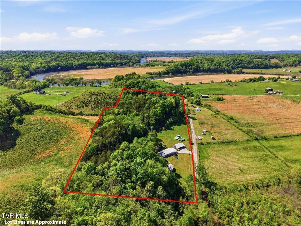 Photo of 285 Matthews Lane, Mosheim, TN 37818 (MLS # 9994297)