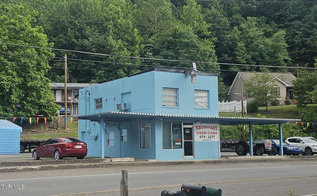 Photo of 921 Park Avenue, Norton, VA 24273 (MLS # 9985093)