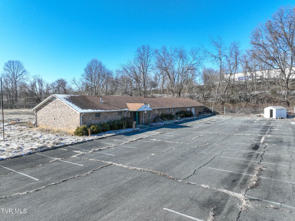 Photo of 160 Creekside Trail, Bristol, VA 24201 (MLS # 9991181)