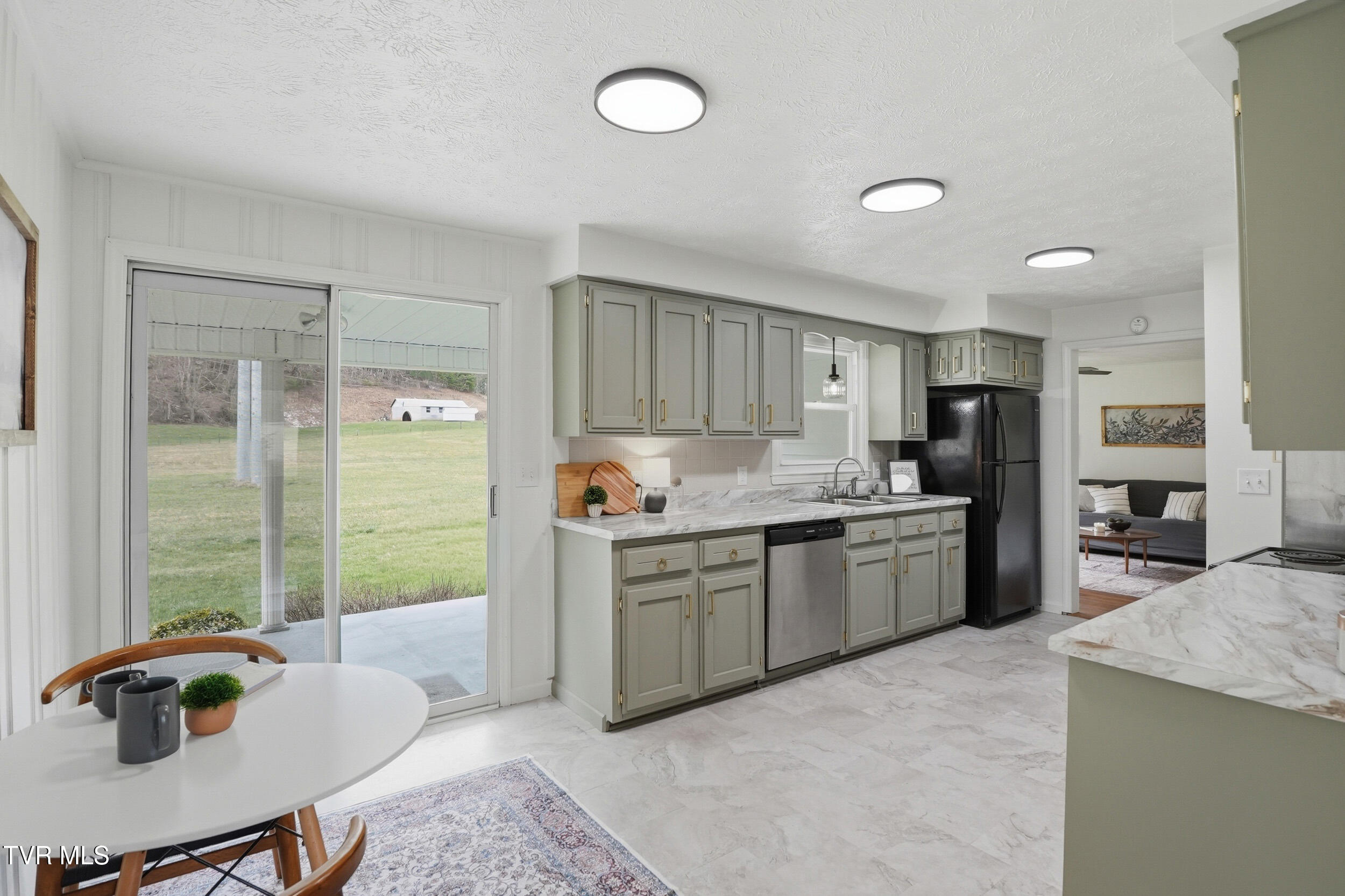 1290 South Shady Street