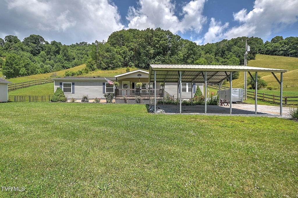 Photo of 6801 Boozy Creek Road, Bristol, VA 24202 (MLS # 9996786)