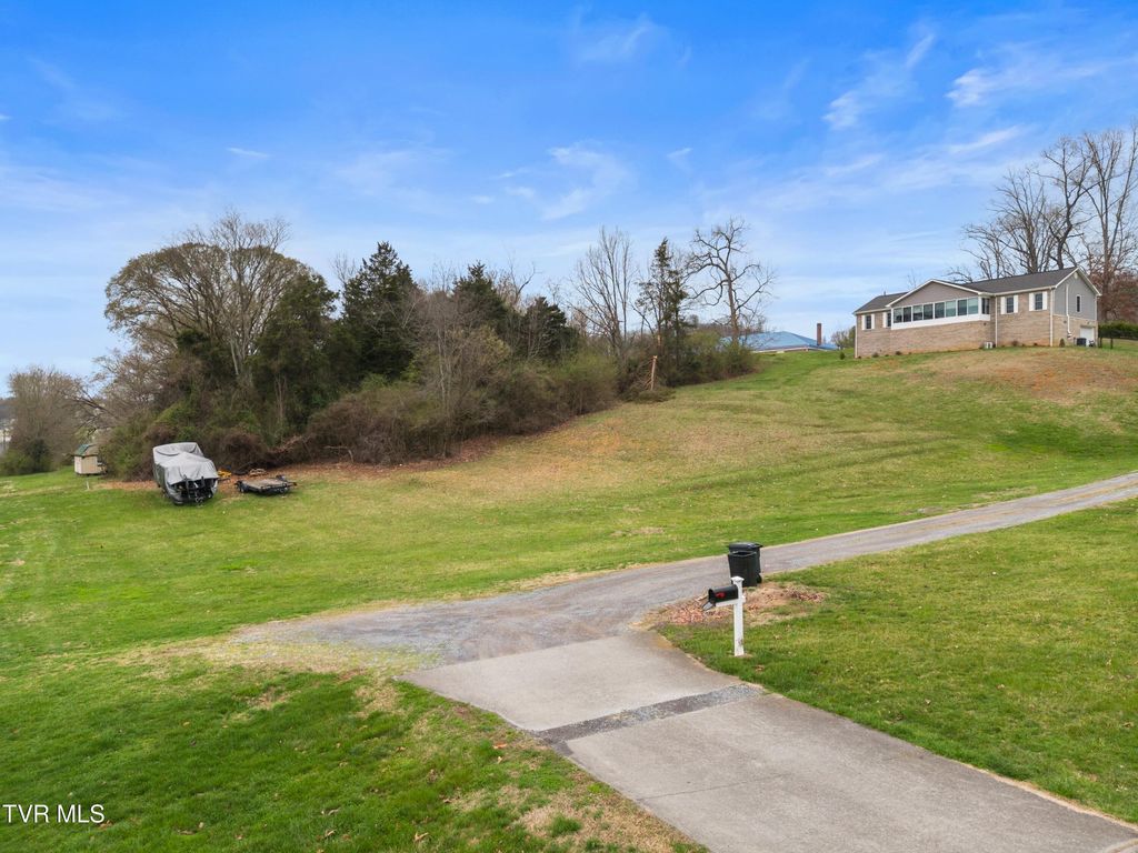 Photo of 0 Main Street, Rogersville, TN 37857 (MLS # 9992871)