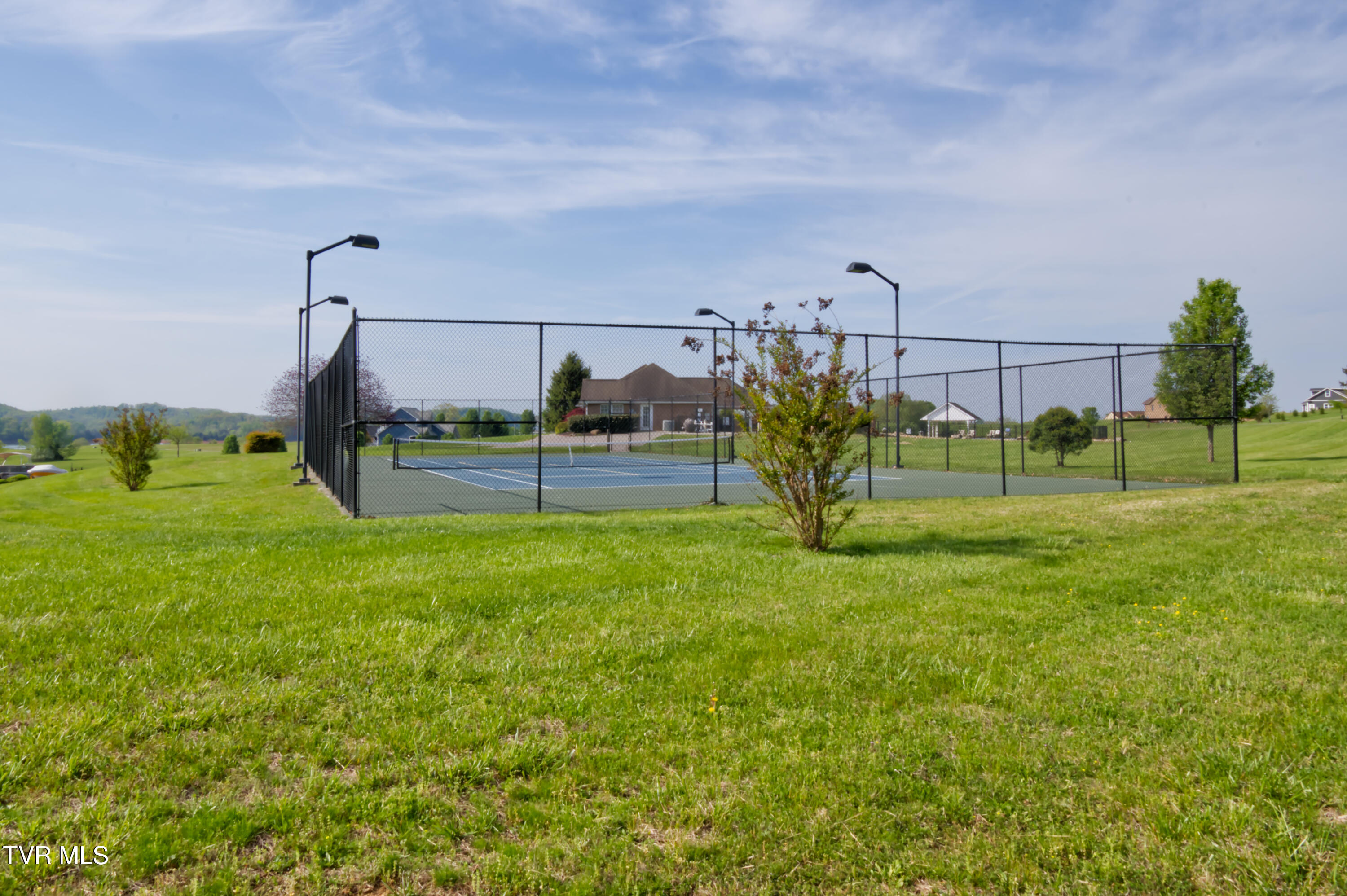 9056 Paradise View Drive, Mooresburg, Tennessee image 10
