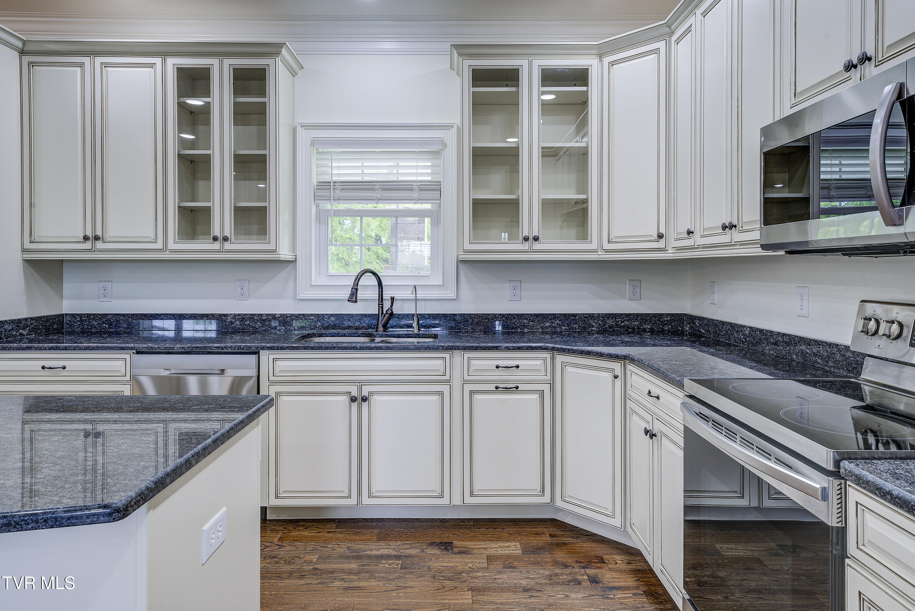 259 Lake Vista Circle, Piney Flats, Tennessee image 22