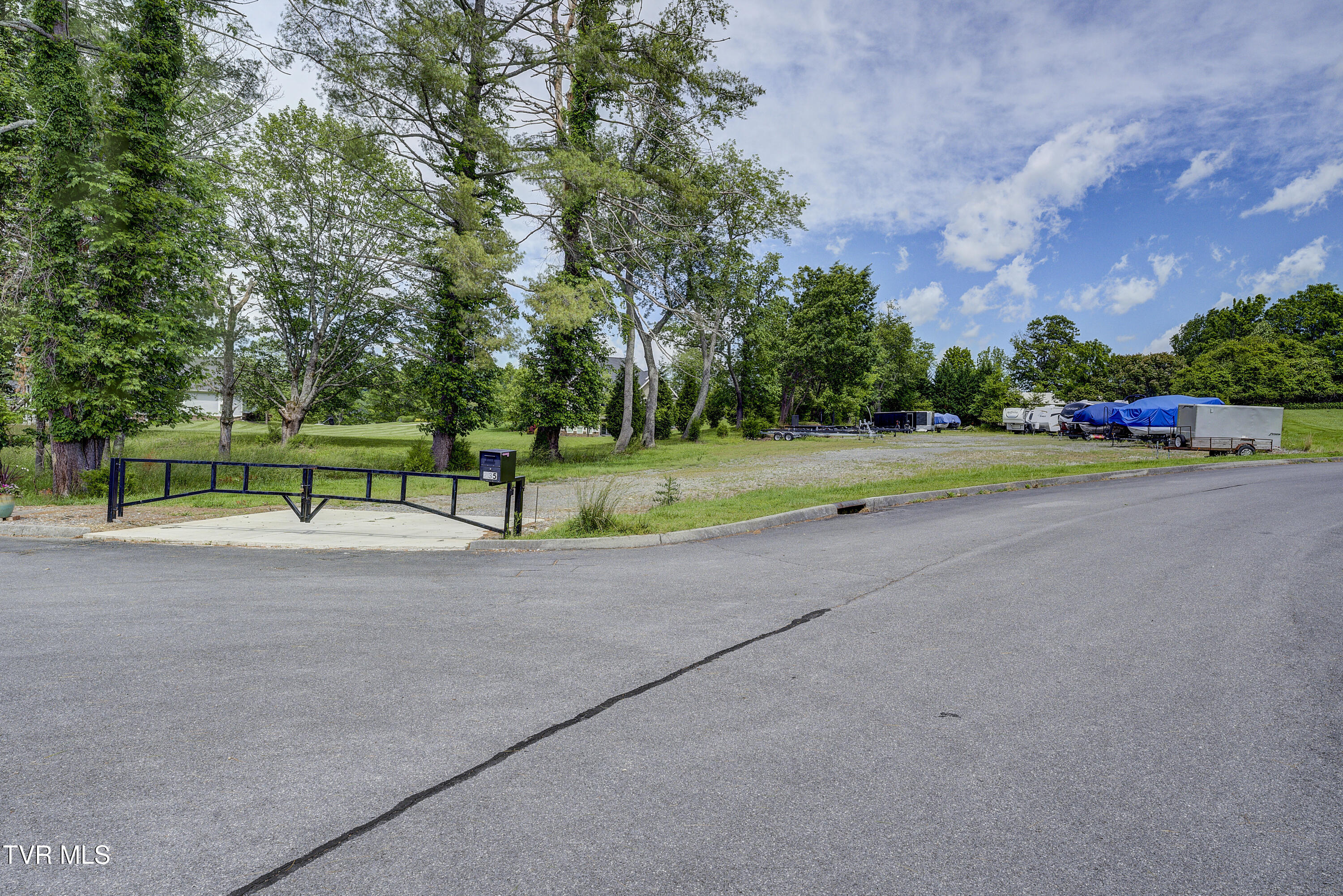 259 Lake Vista Circle, Piney Flats, Tennessee image 6