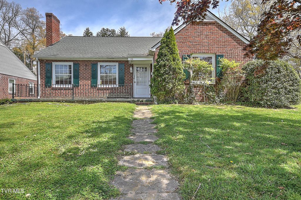 Photo of 1154 Catawba Street, Kingsport, TN 37660 (MLS # 9993899)