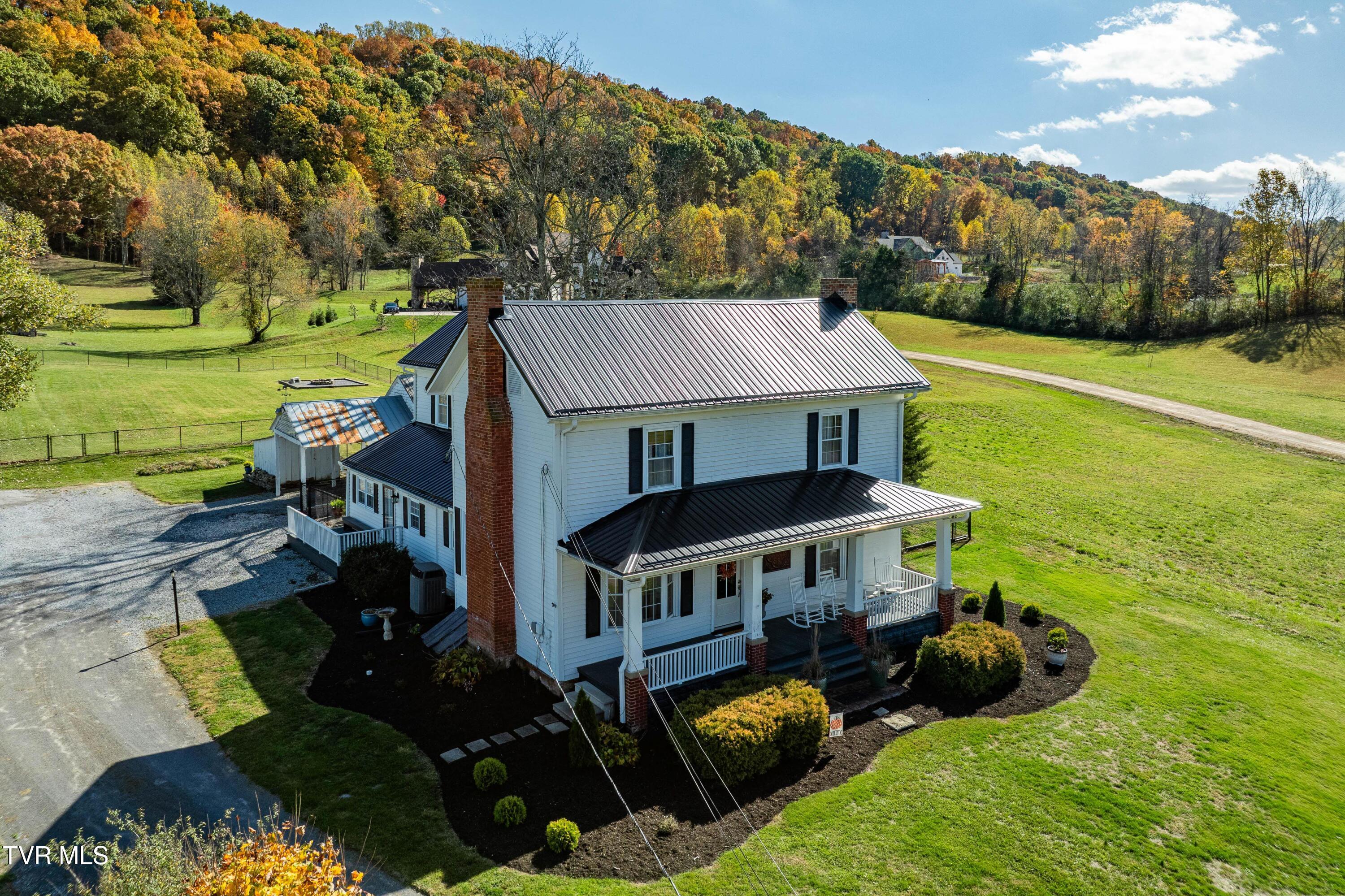 2038 Carroll Creek Road, Johnson City, Tennessee image 8