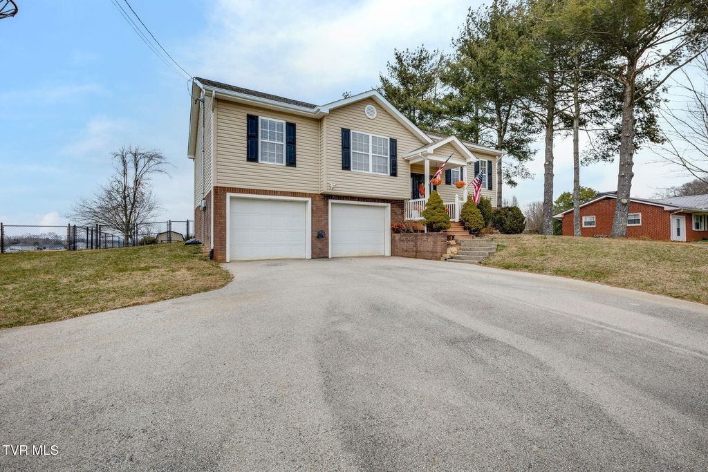 Photo of 175 Argil Cox Road, Jonesborough, TN 37659 (MLS # 9991536)