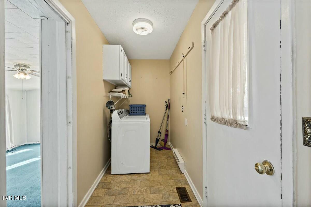 3232 Longview Drive, Saint Paul, Virginia image 22